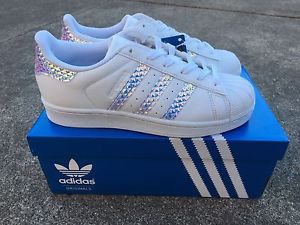 adidas superstar hologram